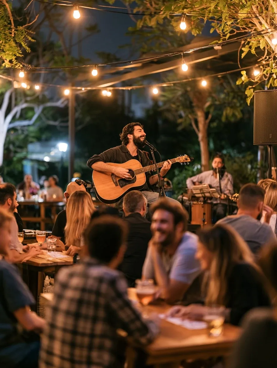 Games & Live Music Friday en The Treehouse Bar & Grill, Los Cristianos: cartel del evento en Tenerife