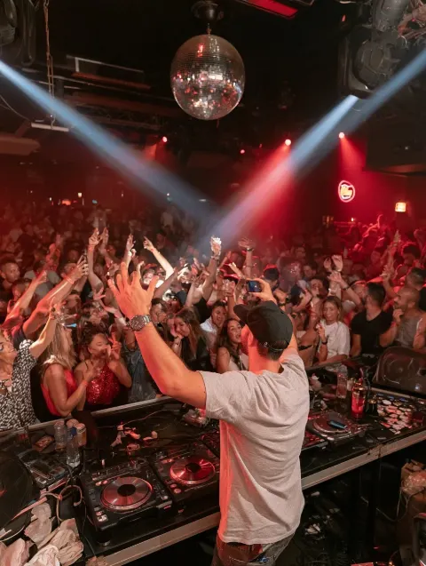 Rewind - Club Classics im Tramps Tenerife - The King of Clubs, Playa de las Américas – Veranstaltungsplakat Teneriffa